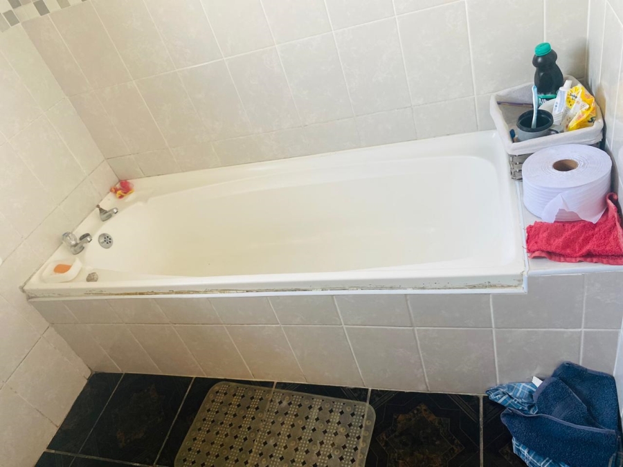  Bedroom Property for Sale in Motherwell Nu 3 Eastern Cape